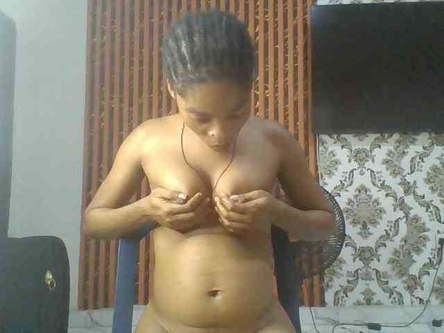 Nastiecumlover webcam