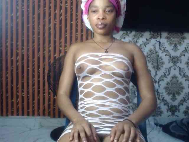 Nastiecumlover webcam