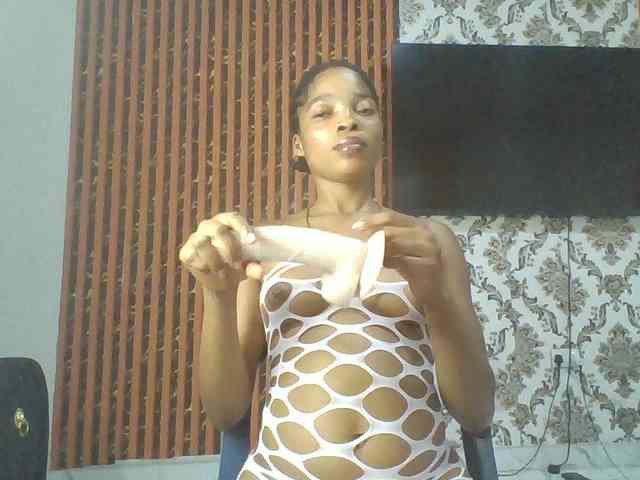 Nastiecumlover webcam