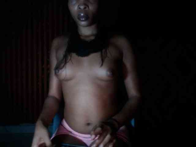 Nastiecumlover webcam