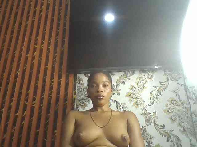 Nastiecumlover webcam