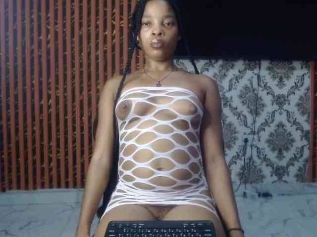 Nastiecumlover webcam