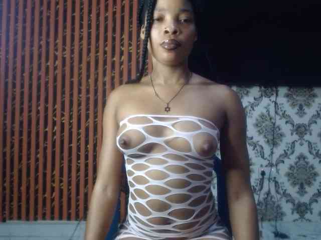 Nastiecumlover webcam