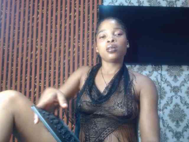 Nastiecumlover webcam