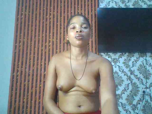 Nastiecumlover webcam