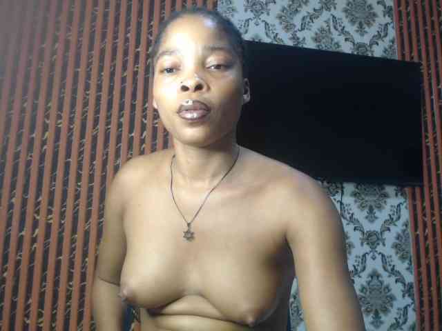 Nastiecumlover webcam