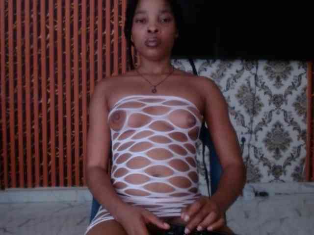 Nastiecumlover webcam