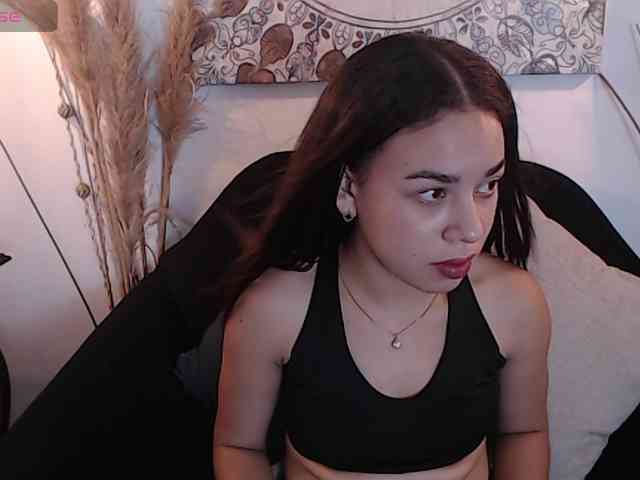 slutty-ariana webcam