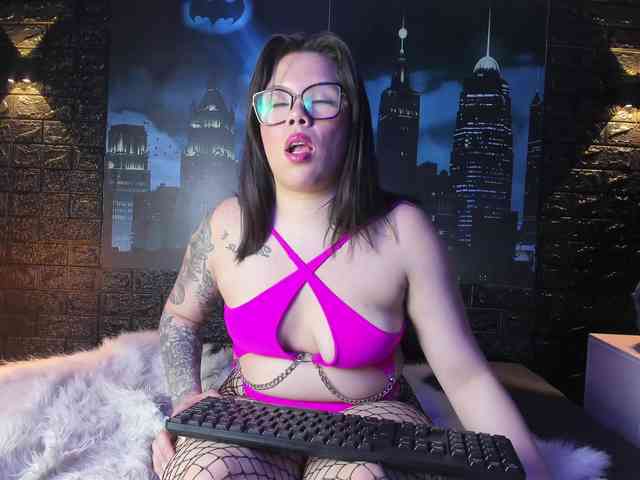 Charlotte-Mandonado webcam