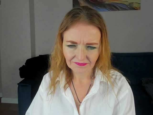 Angelina-Relax webcam