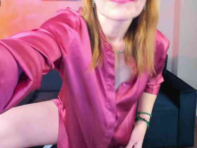 Angelina-Relax webcam