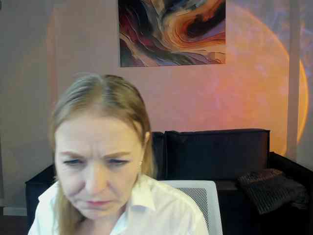 Angelina-Relax webcam