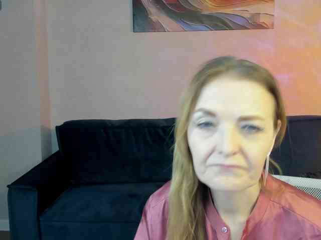 Angelina-Relax webcam