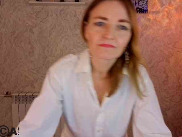 Angelina-Relax webcam