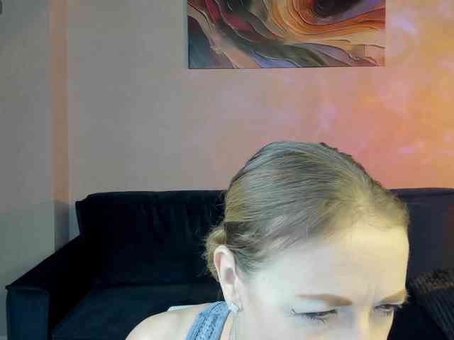 Angelina-Relax webcam