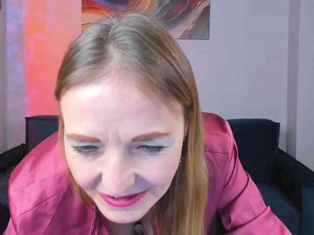 Angelina-Relax webcam