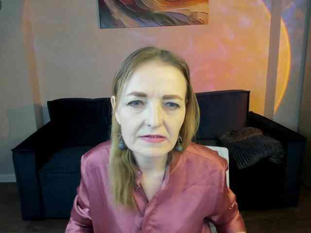 Angelina-Relax webcam