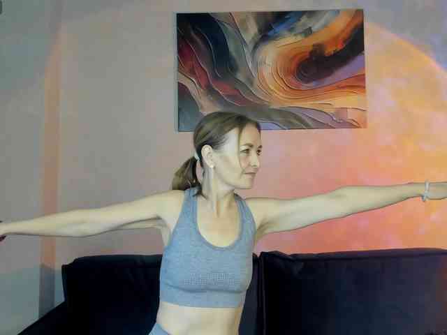 Angelina-Relax webcam