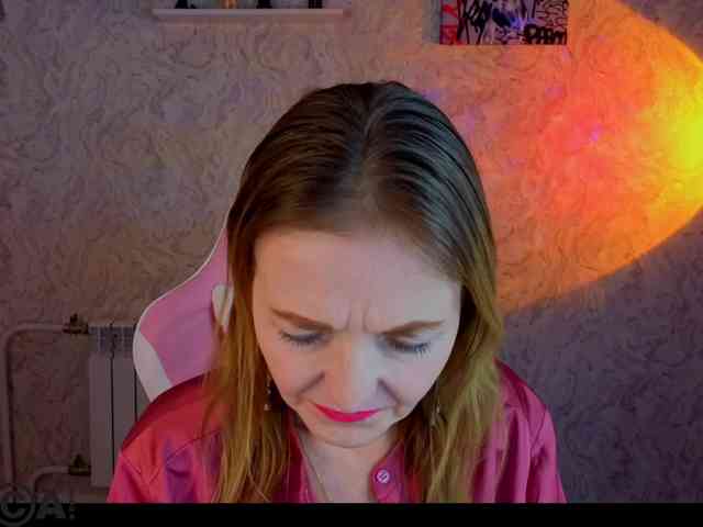 Angelina-Relax webcam