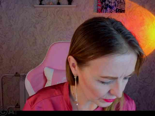 Angelina-Relax webcam