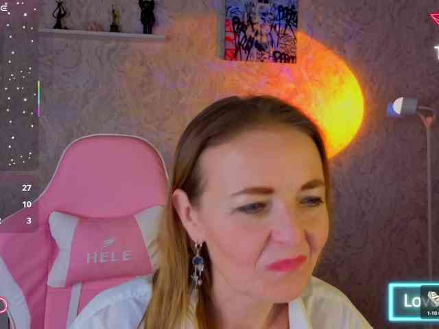 Angelina-Relax webcam