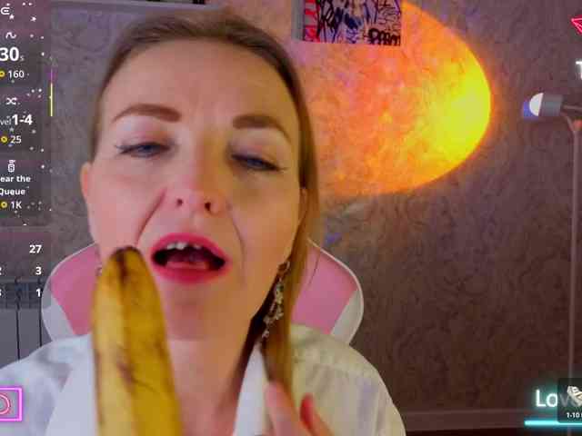 Angelina-Relax webcam