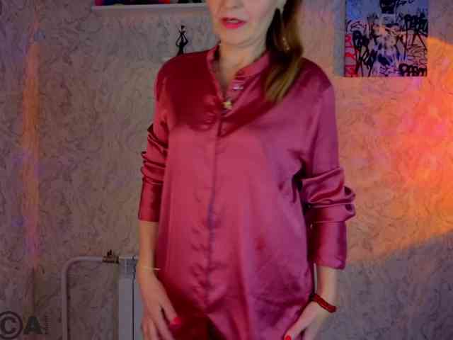 Angelina-Relax webcam