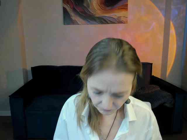 Angelina-Relax webcam