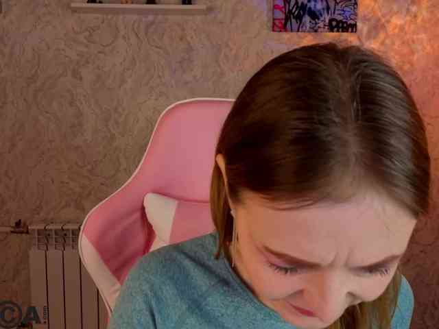 Angelina-Relax webcam