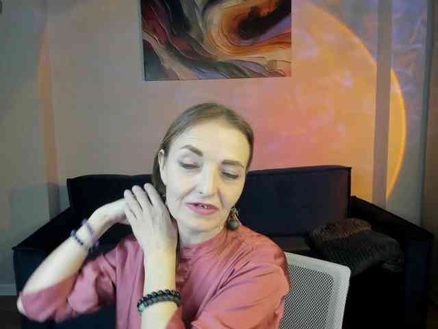 Angelina-Relax webcam