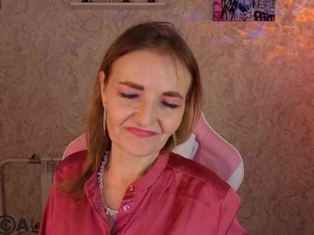 Angelina-Relax webcam