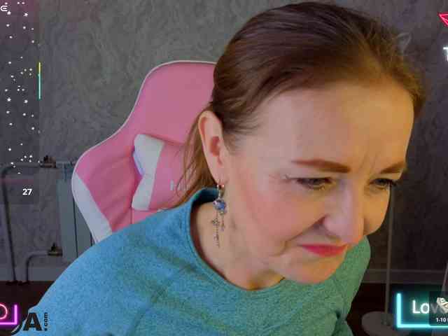 Angelina-Relax webcam