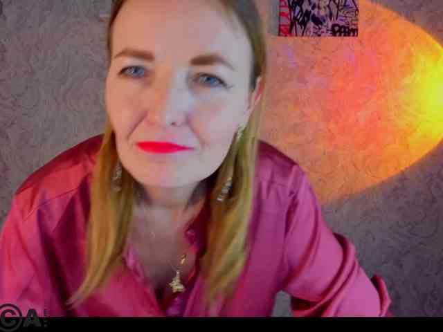 Angelina-Relax webcam