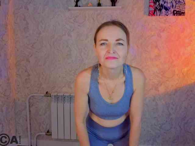 Angelina-Relax webcam