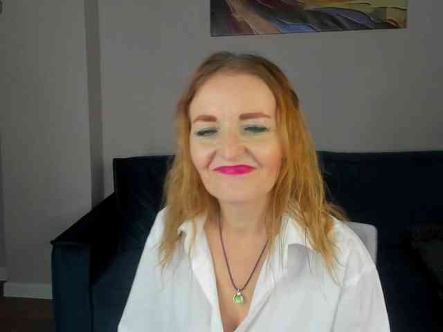 Angelina-Relax webcam