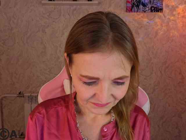 Angelina-Relax webcam