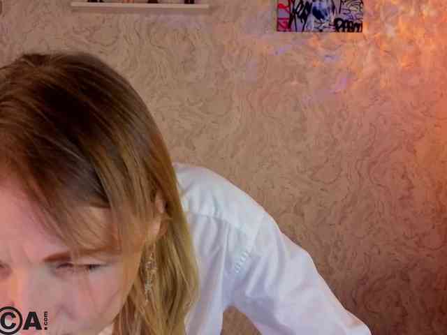 Angelina-Relax webcam