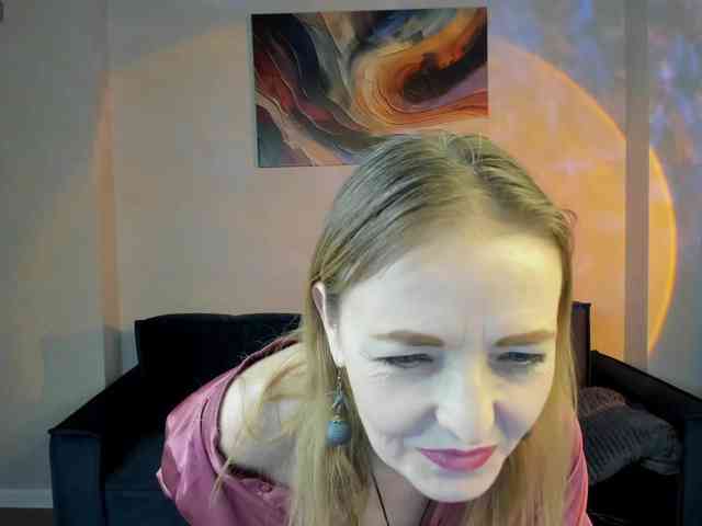 Angelina-Relax webcam