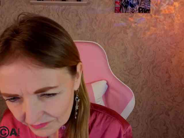 Angelina-Relax webcam