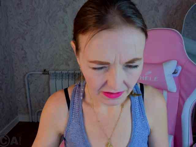 Angelina-Relax webcam