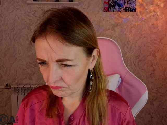 Angelina-Relax webcam