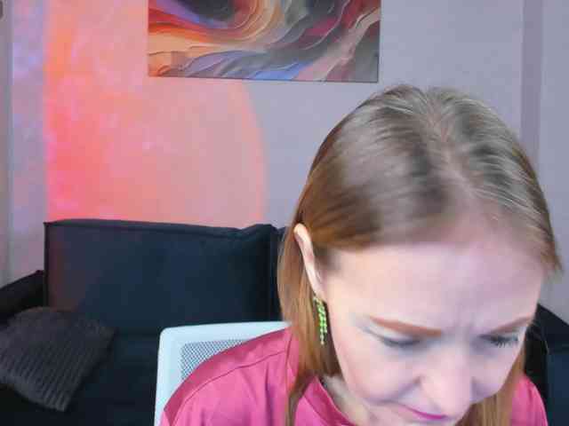 Angelina-Relax webcam