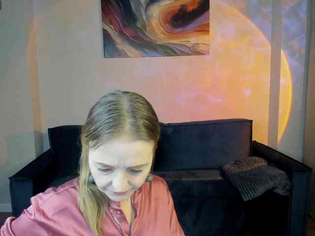 Angelina-Relax webcam