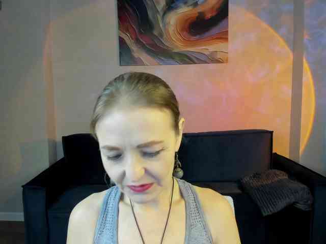 Angelina-Relax webcam