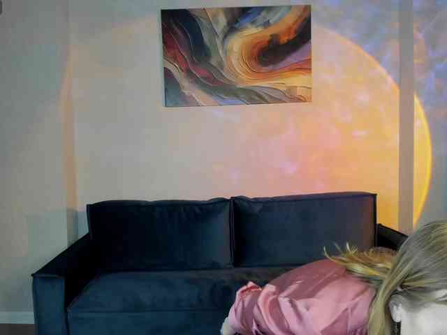 Angelina-Relax webcam