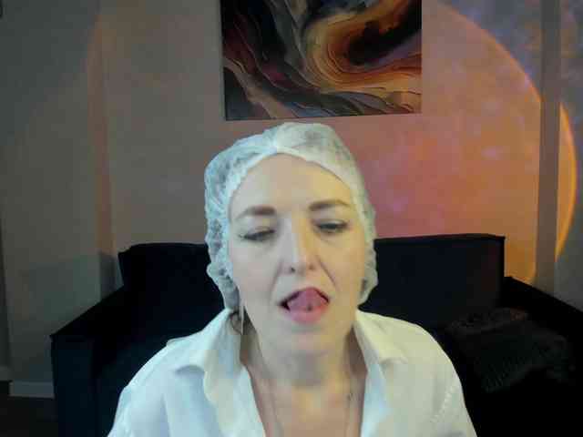 Angelina-Relax webcam