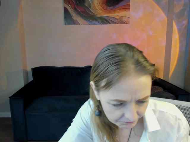 Angelina-Relax webcam