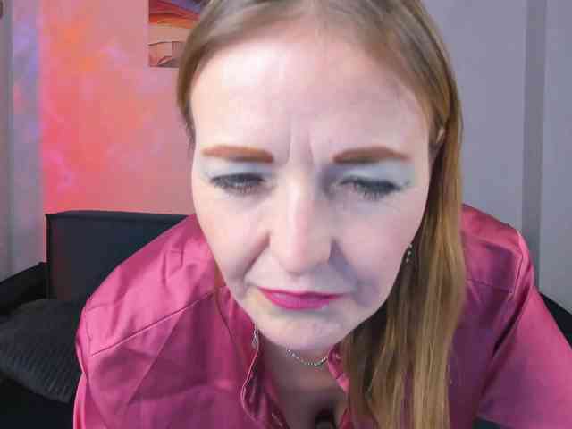 Angelina-Relax webcam