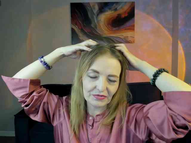 Angelina-Relax webcam