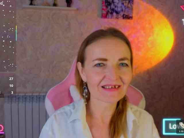 Angelina-Relax webcam